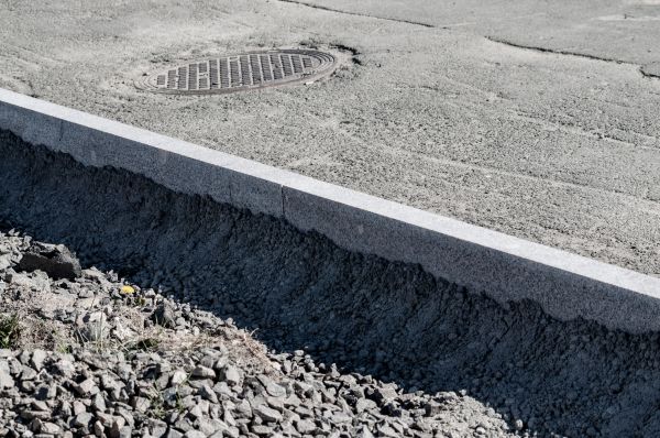 Cost of Sidewalk Curbing Repair in Modesto